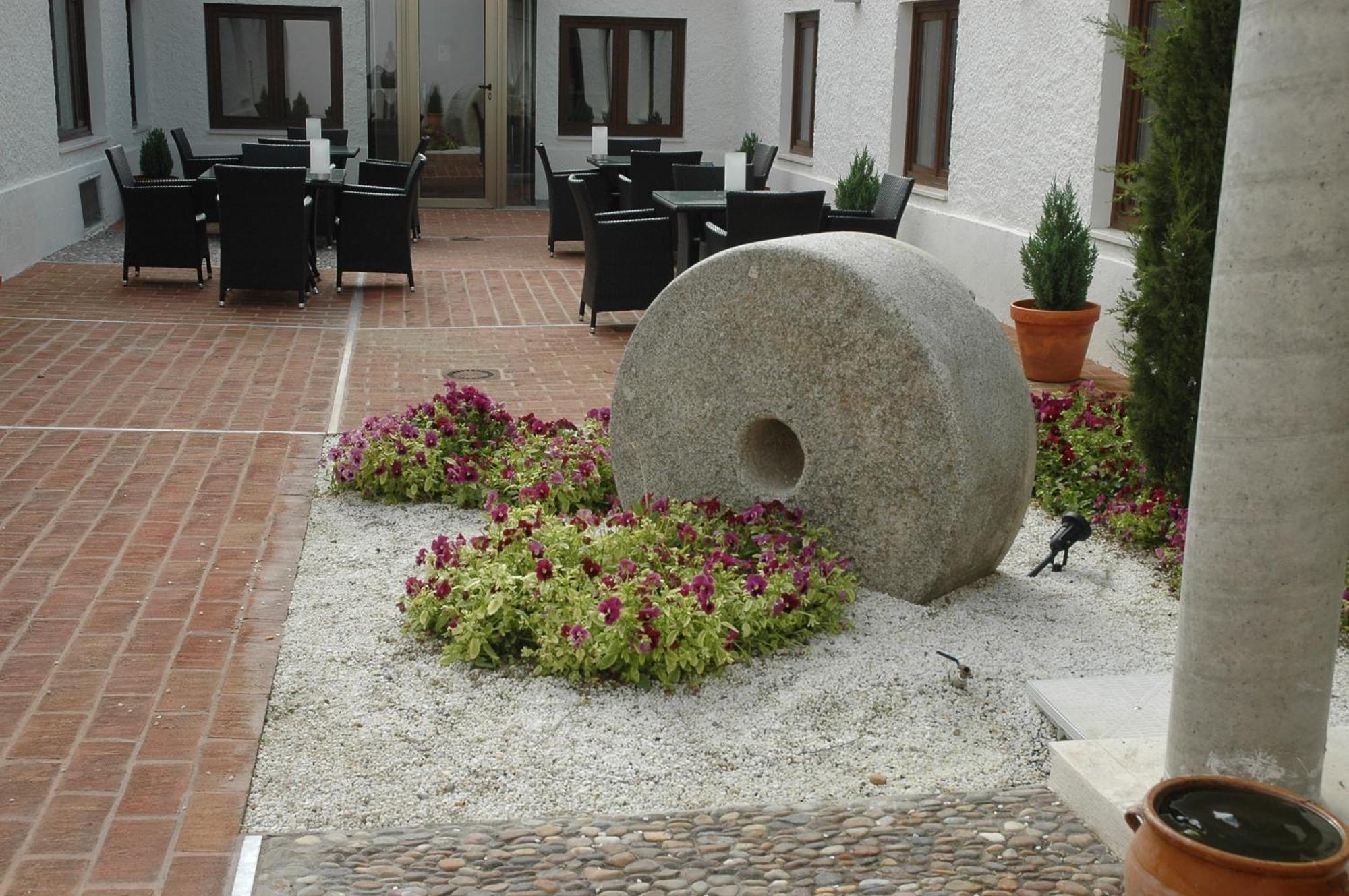 Hotel & Spa La Salve Torrijos Exterior photo
