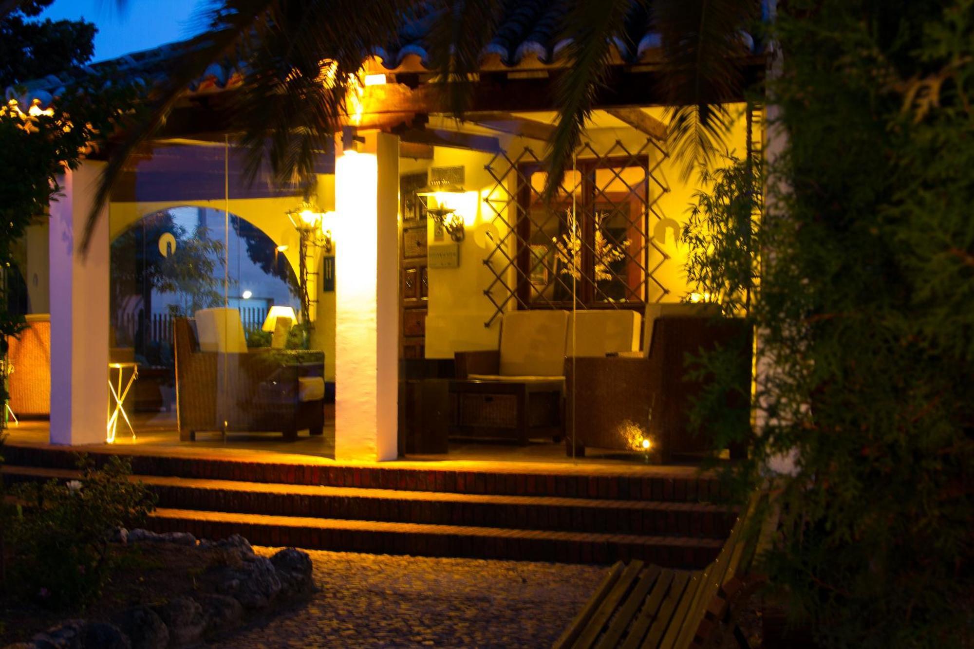Hotel & Spa La Salve Torrijos Exterior photo